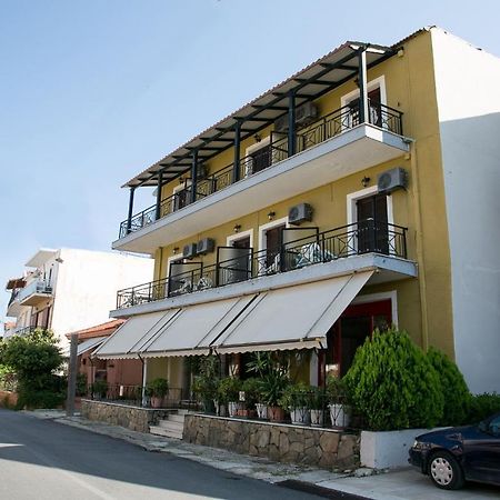 Petania Hotel & Apartments Lixouri Dış mekan fotoğraf