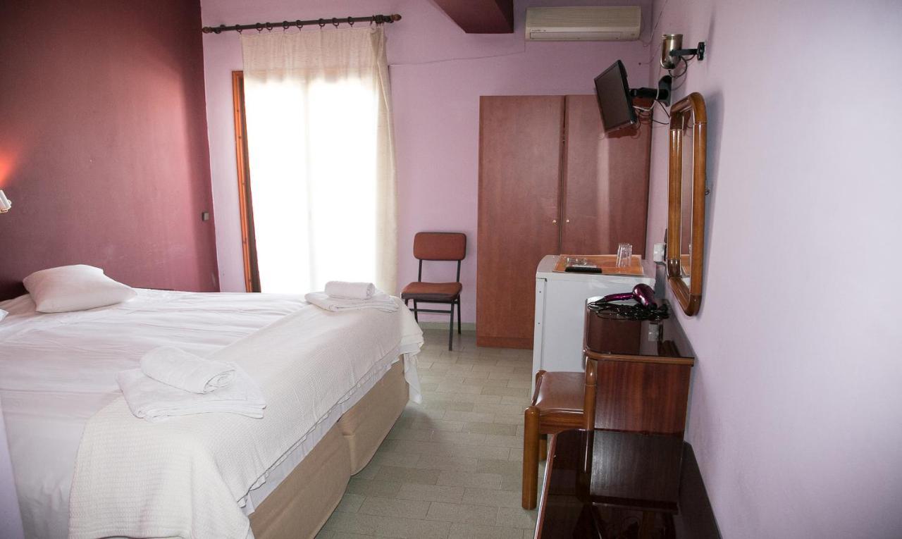 Petania Hotel & Apartments Lixouri Dış mekan fotoğraf